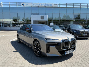 BMW 760