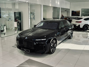 BMW 740
