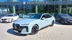 BMW 740
